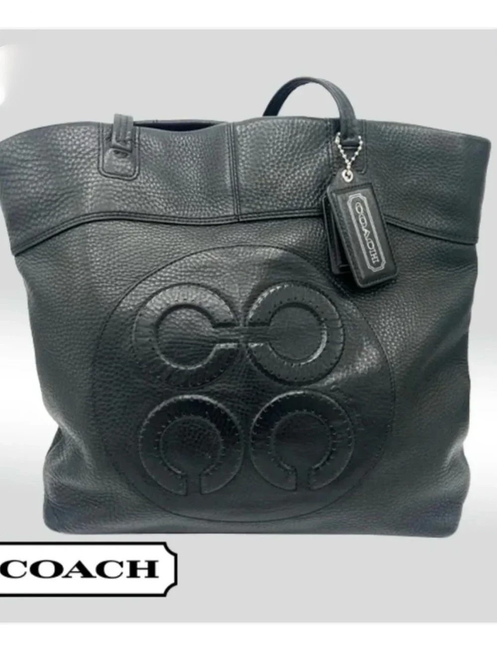 Coach spacious pebble